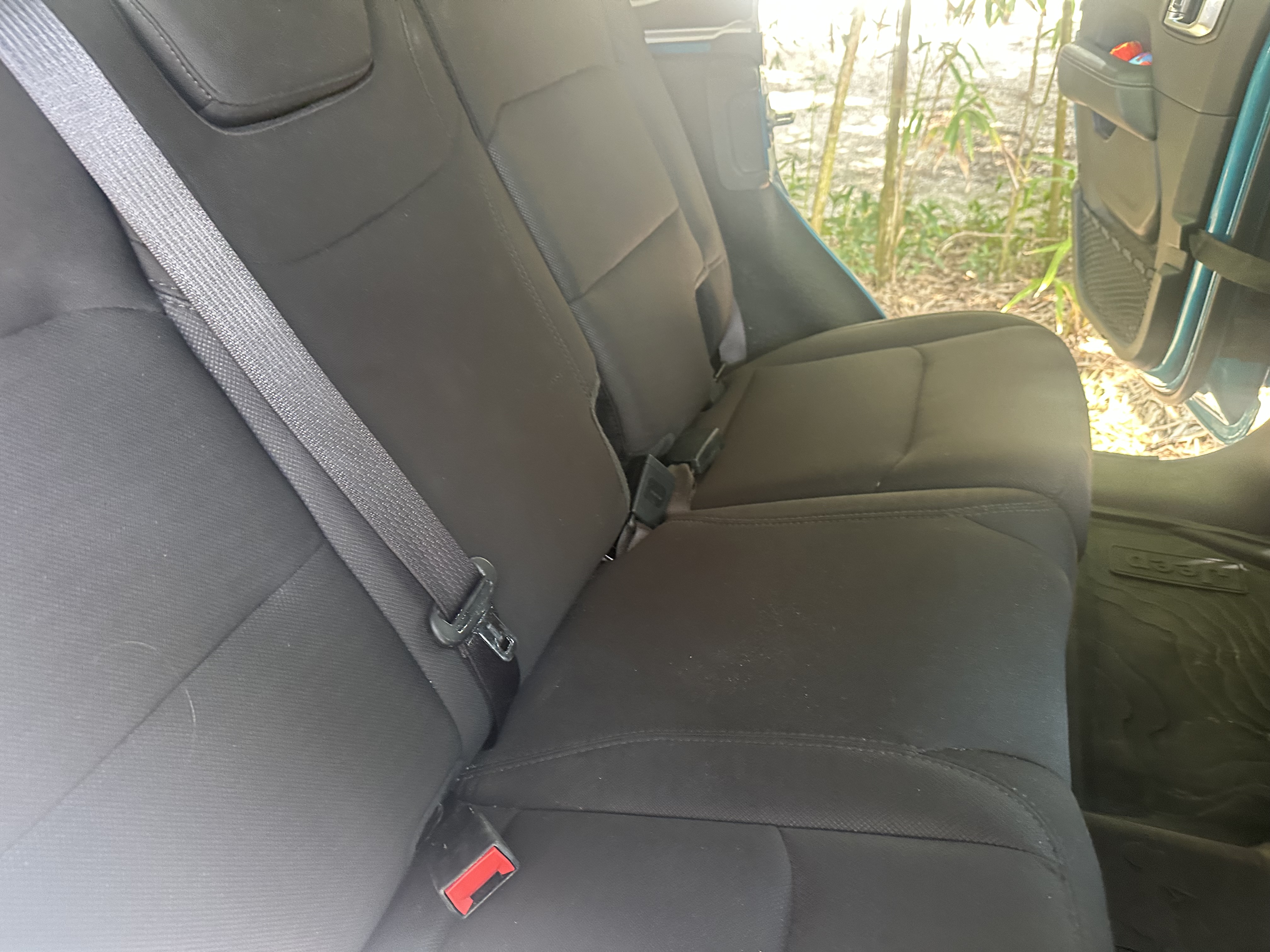 Used 2020 Jeep Wrangler Unlimited Sahara AWD/4WD image 15