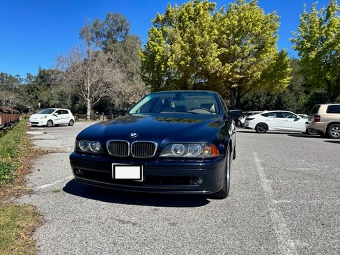 Used 2001 BMW 530i Sedan image 2