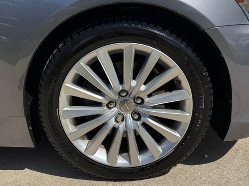 Used 2013 Lexus LS 460 AWD w/ Comfort Pkg image 10
