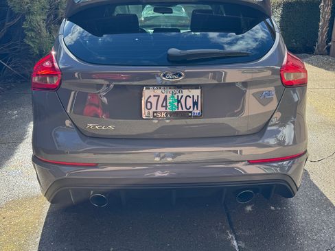 Used 2017 Ford Focus RS image 9