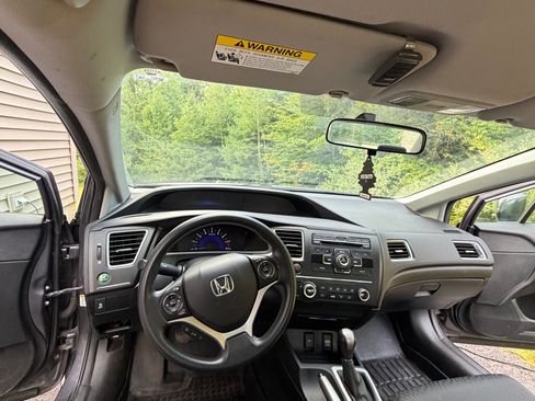 Used 2015 Honda Civic LX image 9