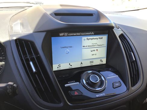 Used 2018 Ford Escape Titanium w/ Ford Safe & Smart Package image 10