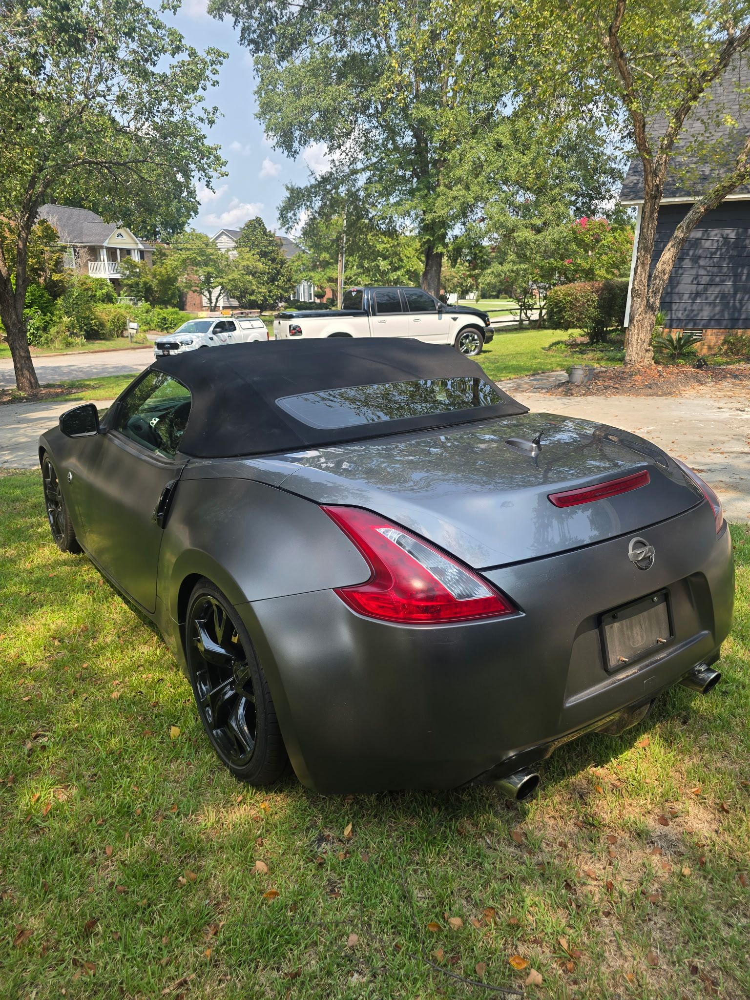 Used 2012 Nissan 370Z Touring w/ Sport Pkg RWD image 5
