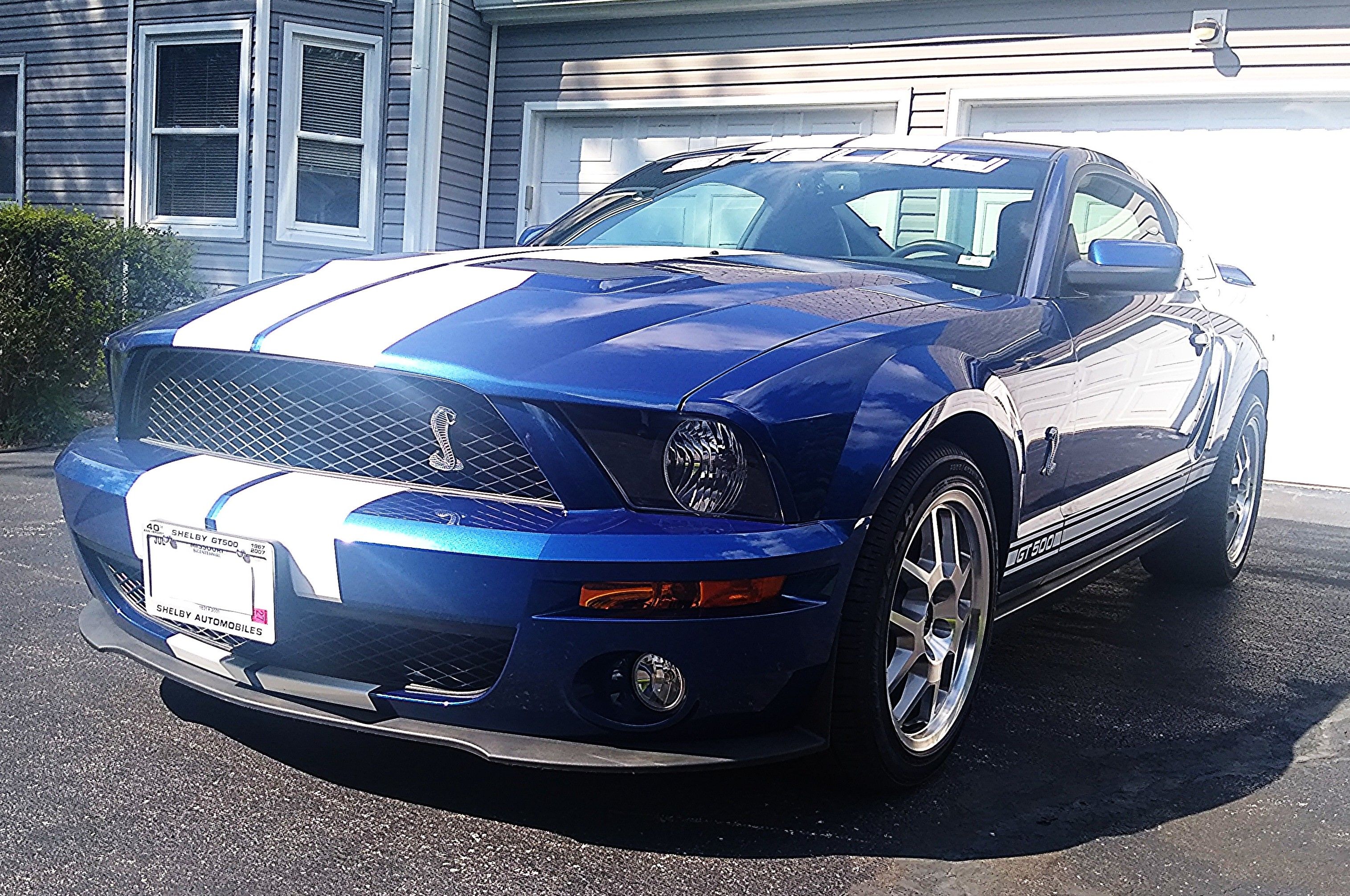 Used 2007 Ford Mustang Shelby GT500 RWD image 4