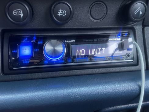 Used 1997 Porsche 911 Carrera image 12