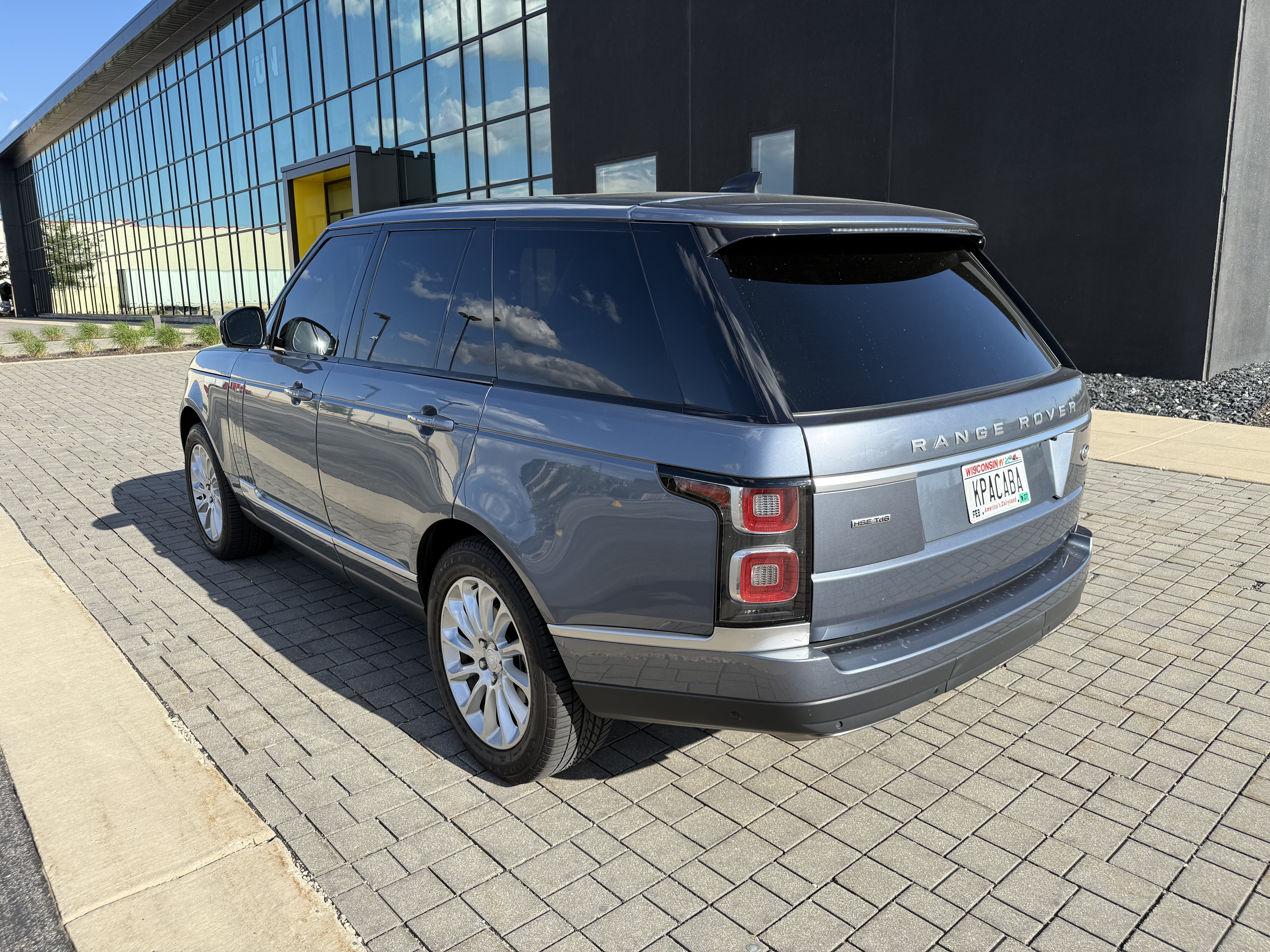 Used 2018 Land Rover Range Rover HSE AWD/4WD image 5