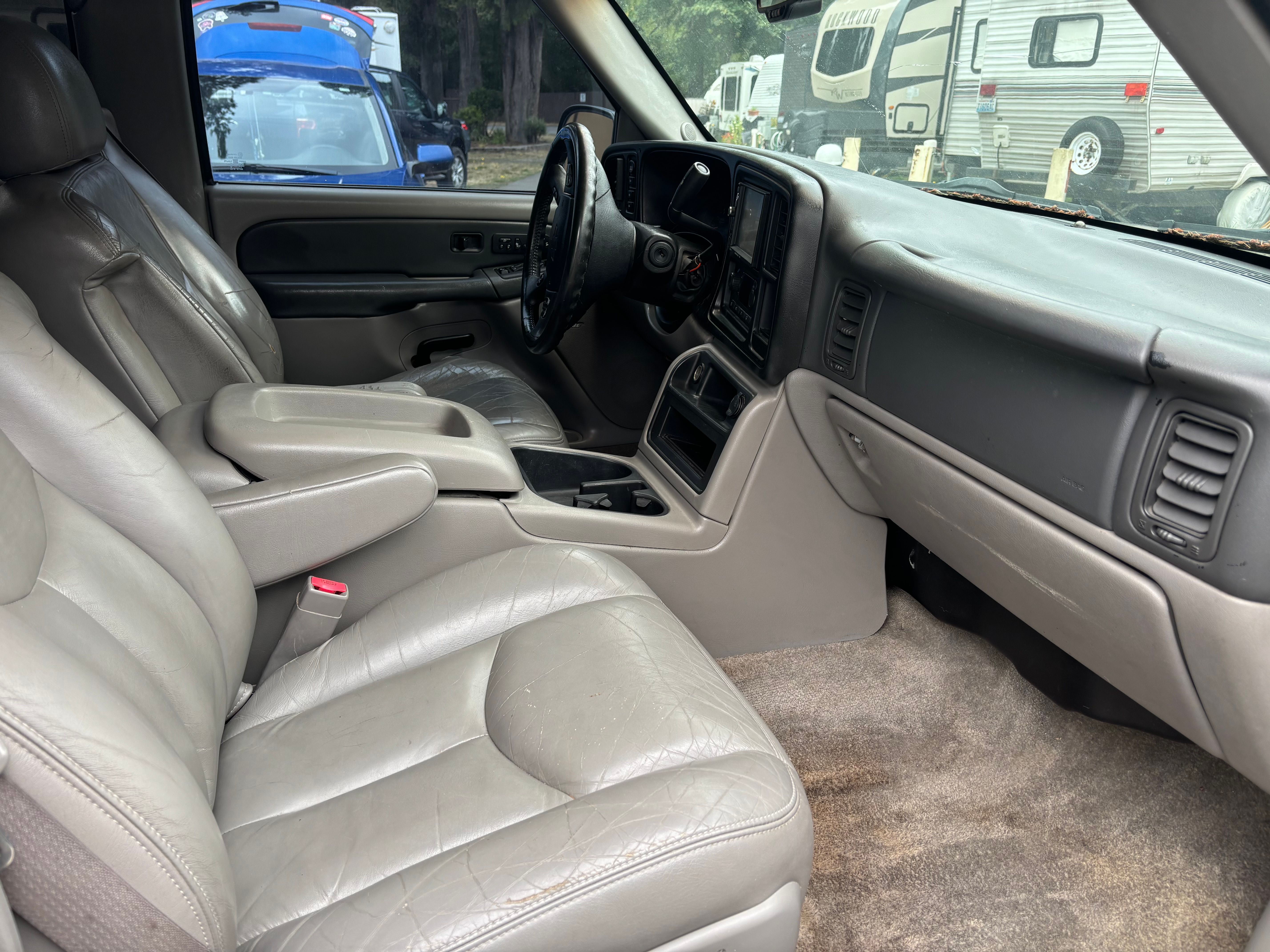 Used 2003 Chevrolet Tahoe Z71 AWD/4WD image 6