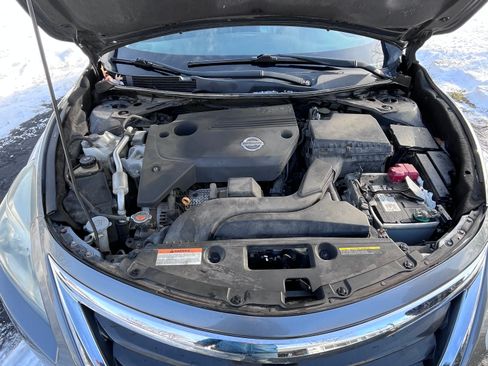 Used 2014 Nissan Altima 2.5 SL w/ Moonroof Package image 4