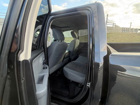Used 2017 RAM 1500 Big Horn image 9