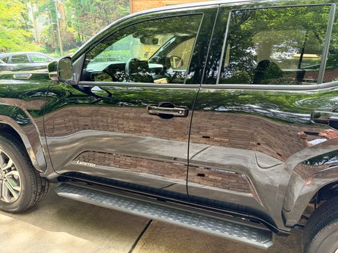 Used 2026 Toyota 4Runner Limited AWD/4WD image 13