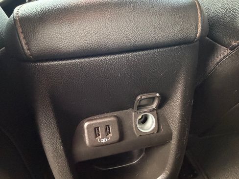 Used 2022 GMC Canyon AT4 w/ Trailering Package image 15