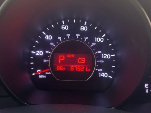 Used 2019 Kia Soul + w/ Audio Package image 10