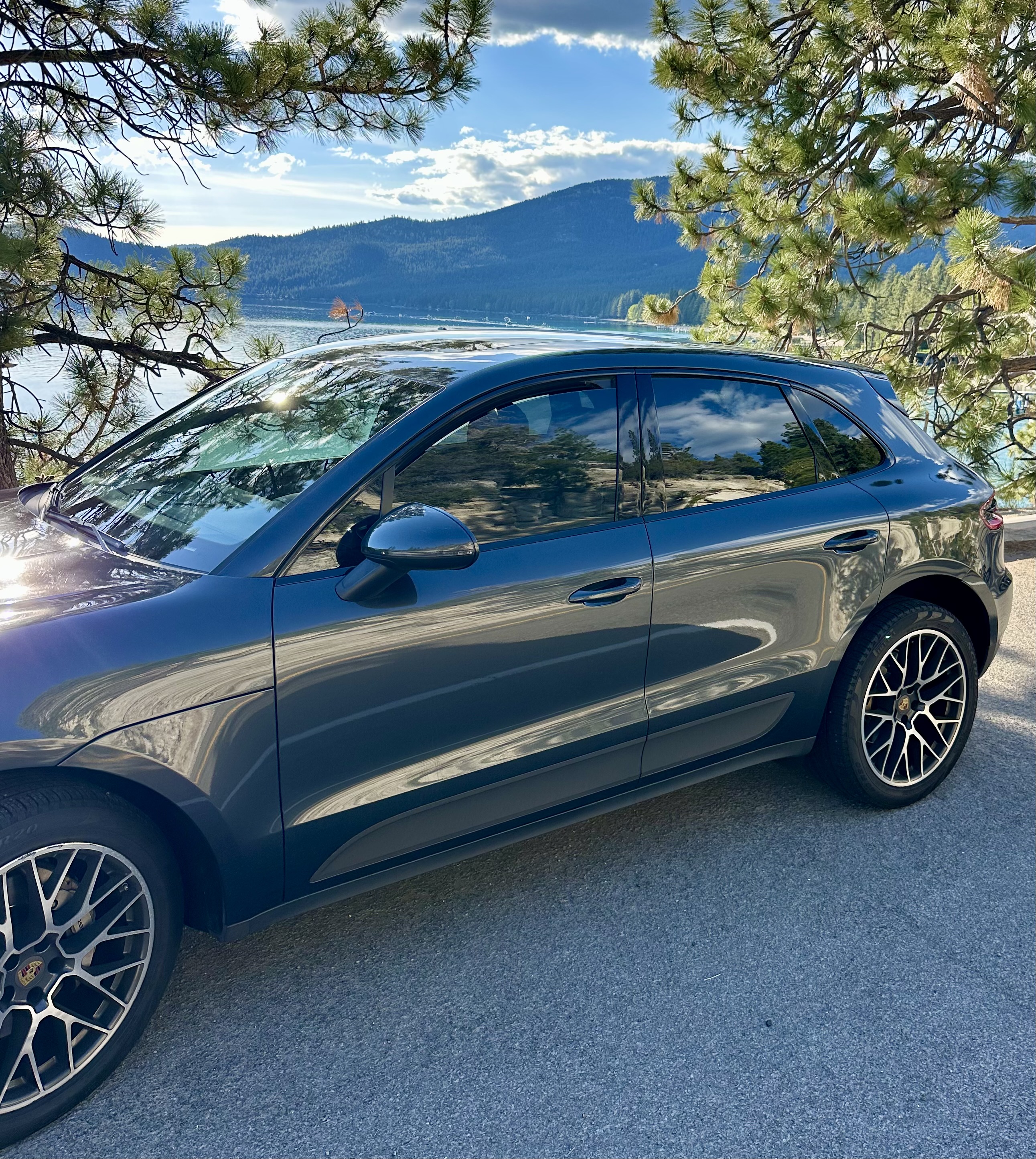 Used 2017 Porsche Macan S AWD/4WD image 1