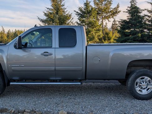 Used 2007 Chevrolet Silverado 2500 LTZ w/ EZ-Lift Tailgate Package image 14