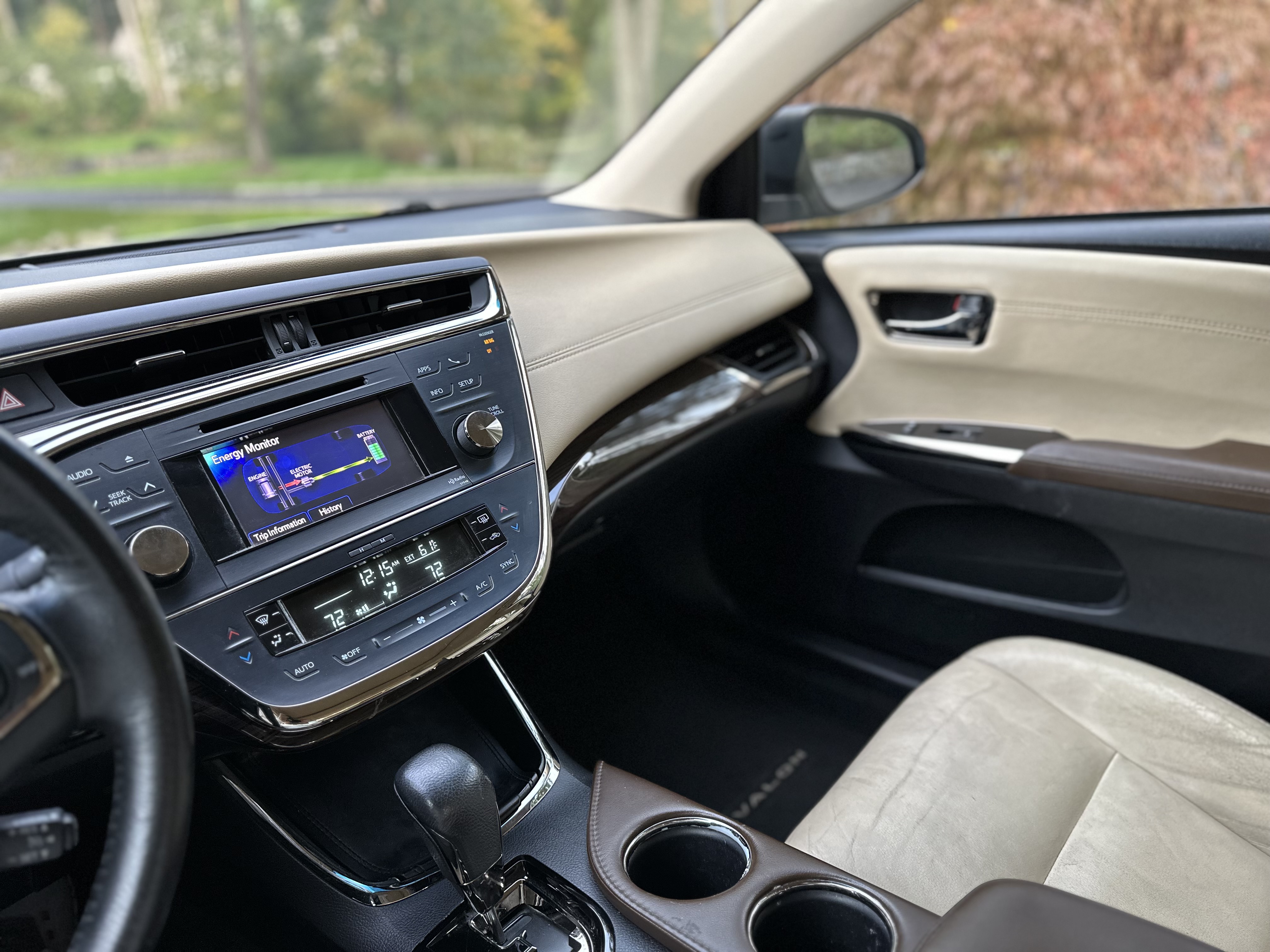 Used 2013 Toyota Avalon XLE Touring FWD image 15