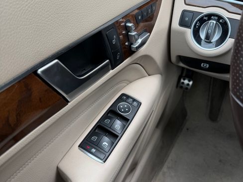 Used 2016 Mercedes-Benz E 400 Coupe image 9