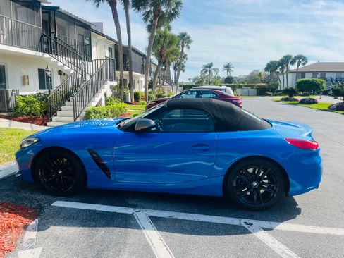 Used 2020 BMW Z4 M40i w/ Driving Assistance Package image 9