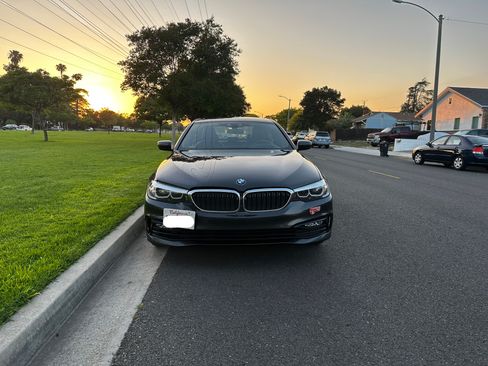 Used 2018 BMW 530e RWD image 20