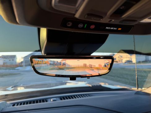 Used 2025 Chevrolet Silverado 3500 LTZ w/ LTZ Plus Package image 15