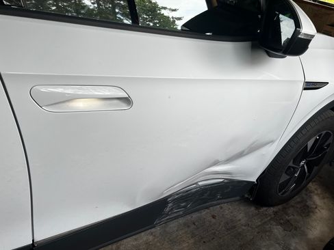 Used 2022 Volkswagen ID.4 Pro image 21