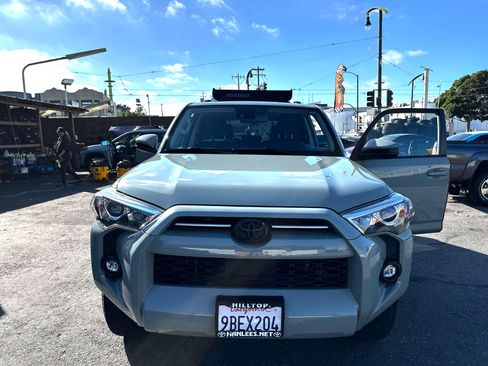 Used 2022 Toyota 4Runner Trail Special Edition image 10