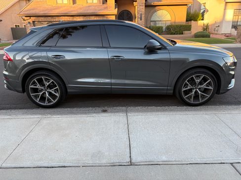 Used 2023 Audi SQ8 Prestige w/ Prestige Package image 2