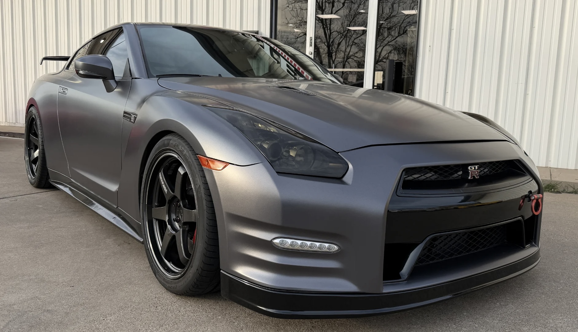 Used 2012 Nissan GT-R Black Edition AWD/4WD image 5