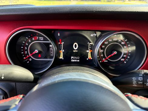 Used 2018 Jeep Wrangler Unlimited Rubicon AWD/4WD image 16