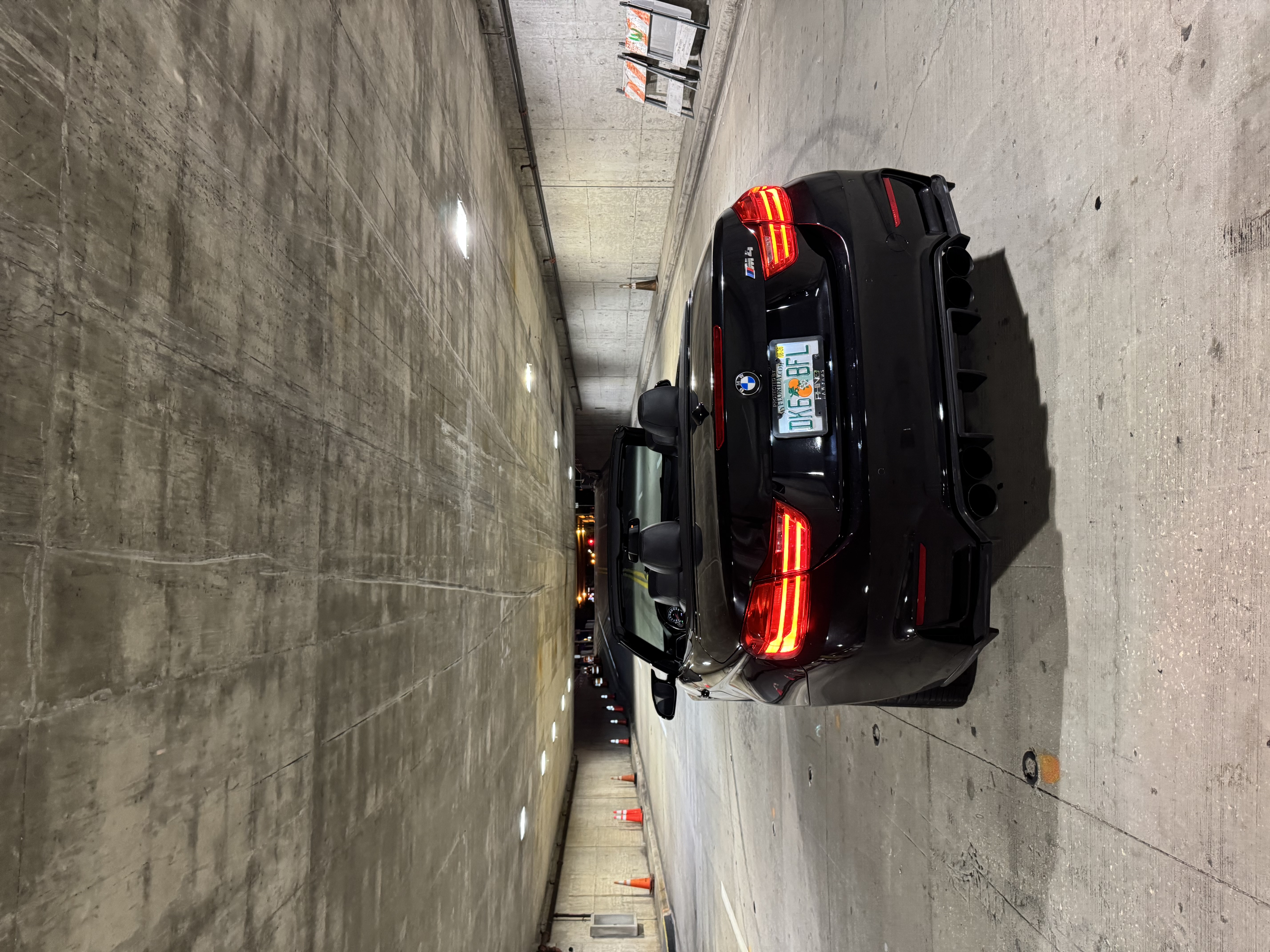 Used 2016 BMW M4 Convertible RWD image 1