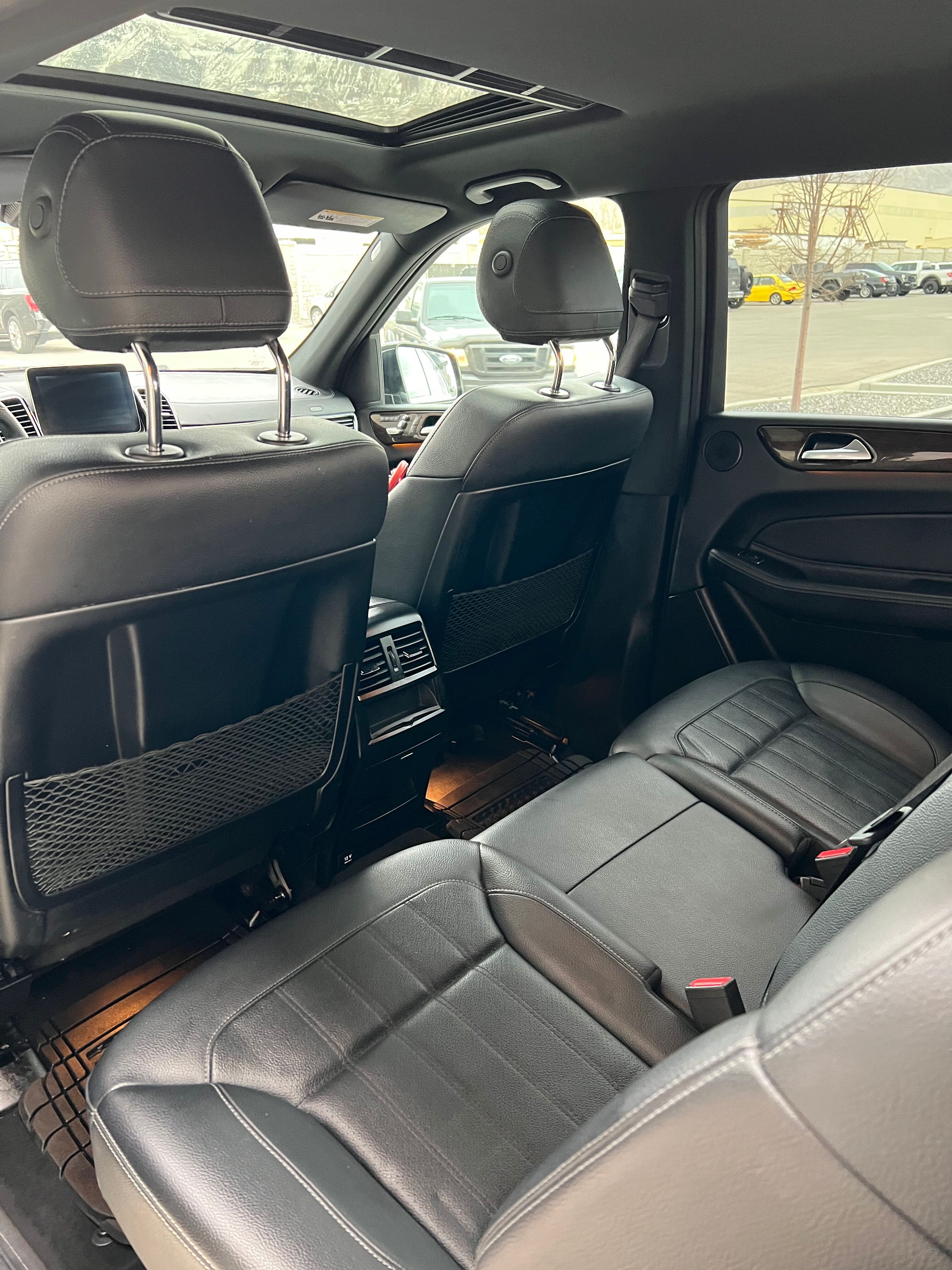 Used 2017 Mercedes-Benz GLS 450 4MATIC image 12