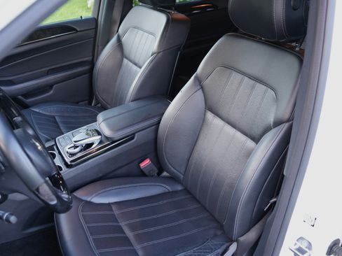 Used 2018 Mercedes-Benz GLE 43 AMG 4MATIC image 9