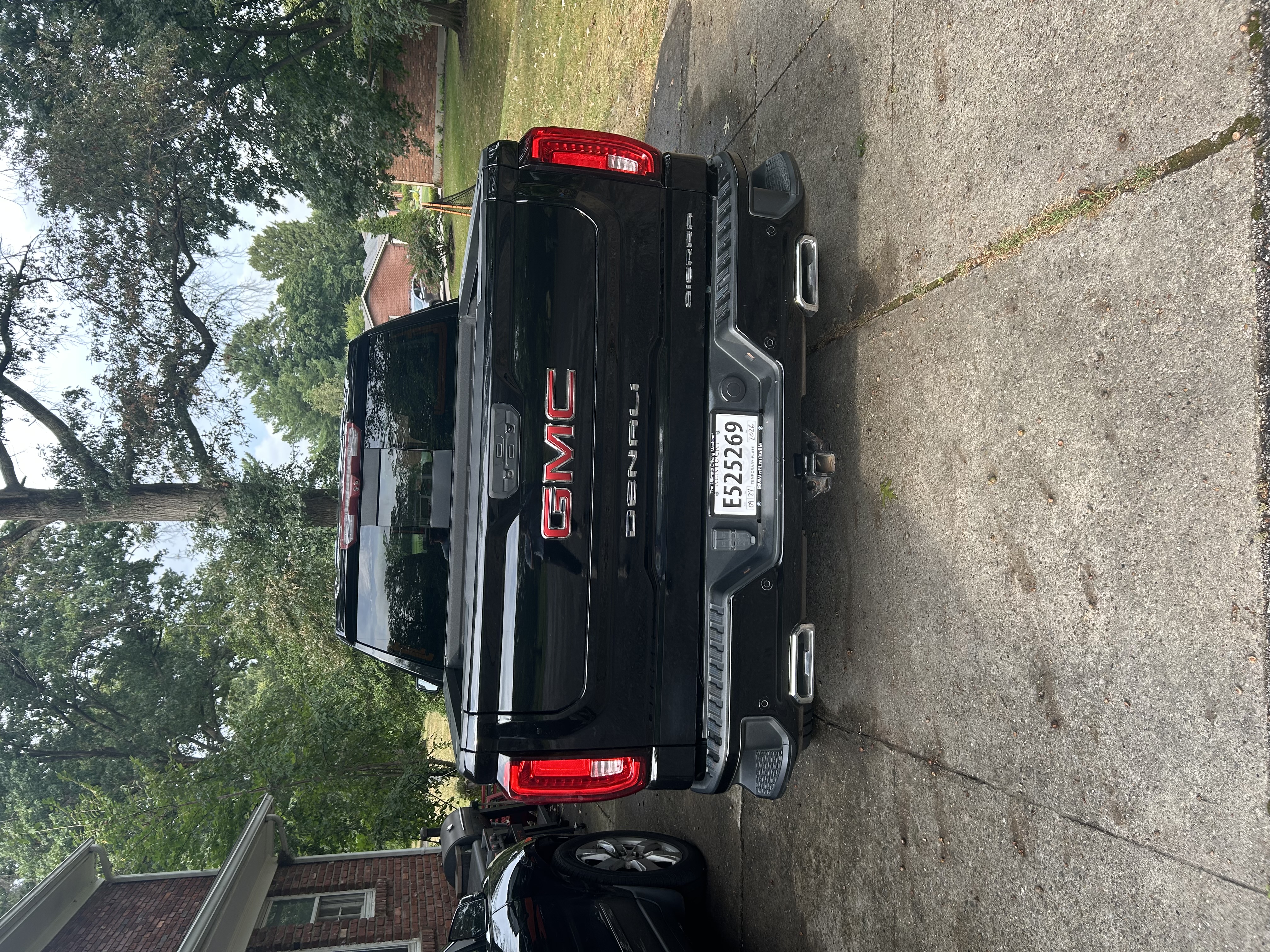 Used 2021 GMC Sierra 1500 Denali w/ Denali Ultimate Package AWD/4WD image 8