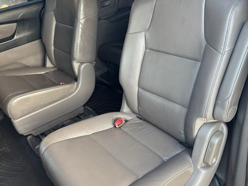 Used 2013 Honda Odyssey Touring image 15