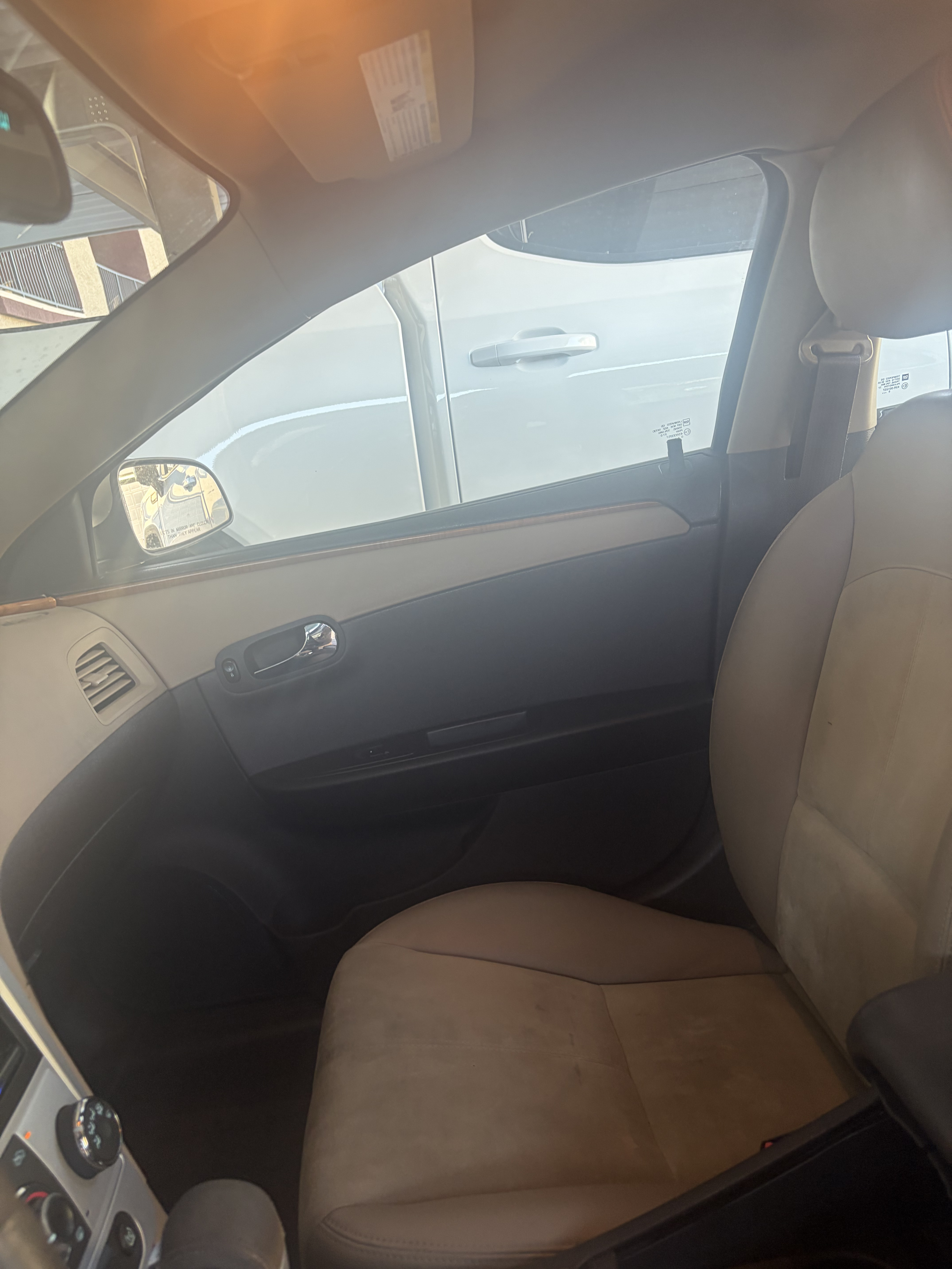 Used 2011 Chevrolet Malibu LT w/ HFV6 Engine Package FWD image 8