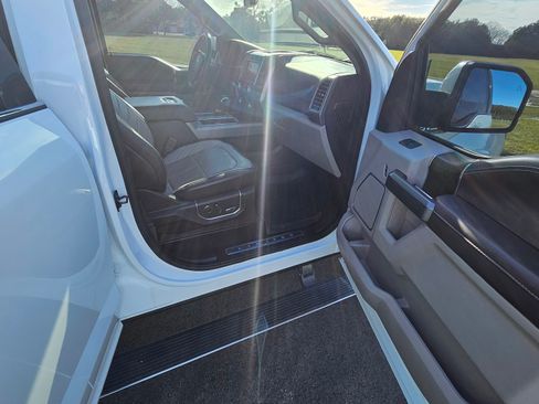 Used 2020 Ford F150 Limited w/ Trailer Tow Package image 21