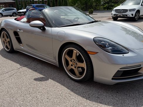 Used 2022 Porsche 718 Boxster RWD image 21