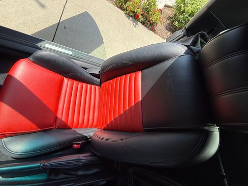 Used 2003 Ford Thunderbird image 10