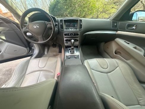 Used 2013 INFINITI G37 Journey w/ Premium Pkg image 11