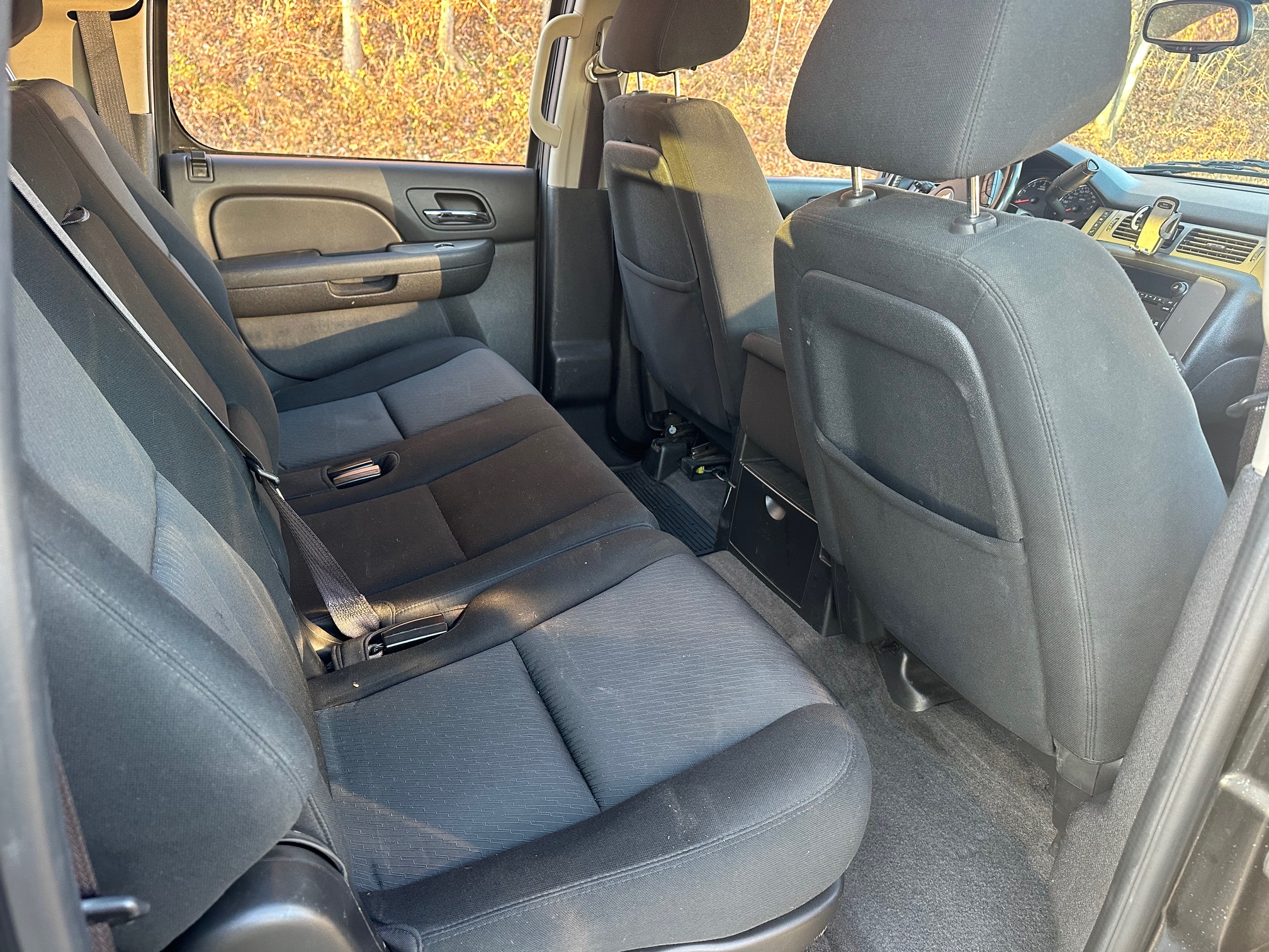 Used 2010 Chevrolet Suburban LS AWD/4WD image 6