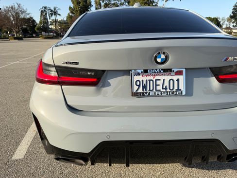 Used 2025 BMW M340i xDrive M340i xDrive Sedan 4D w/ Premium Package image 5