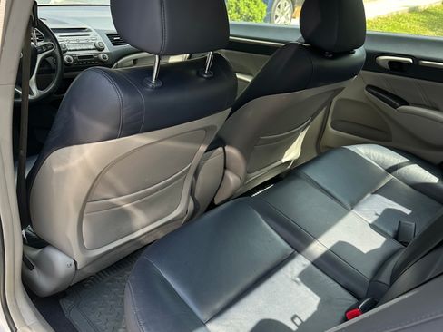 Used 2010 Honda Civic Hybrid Sedan image 15