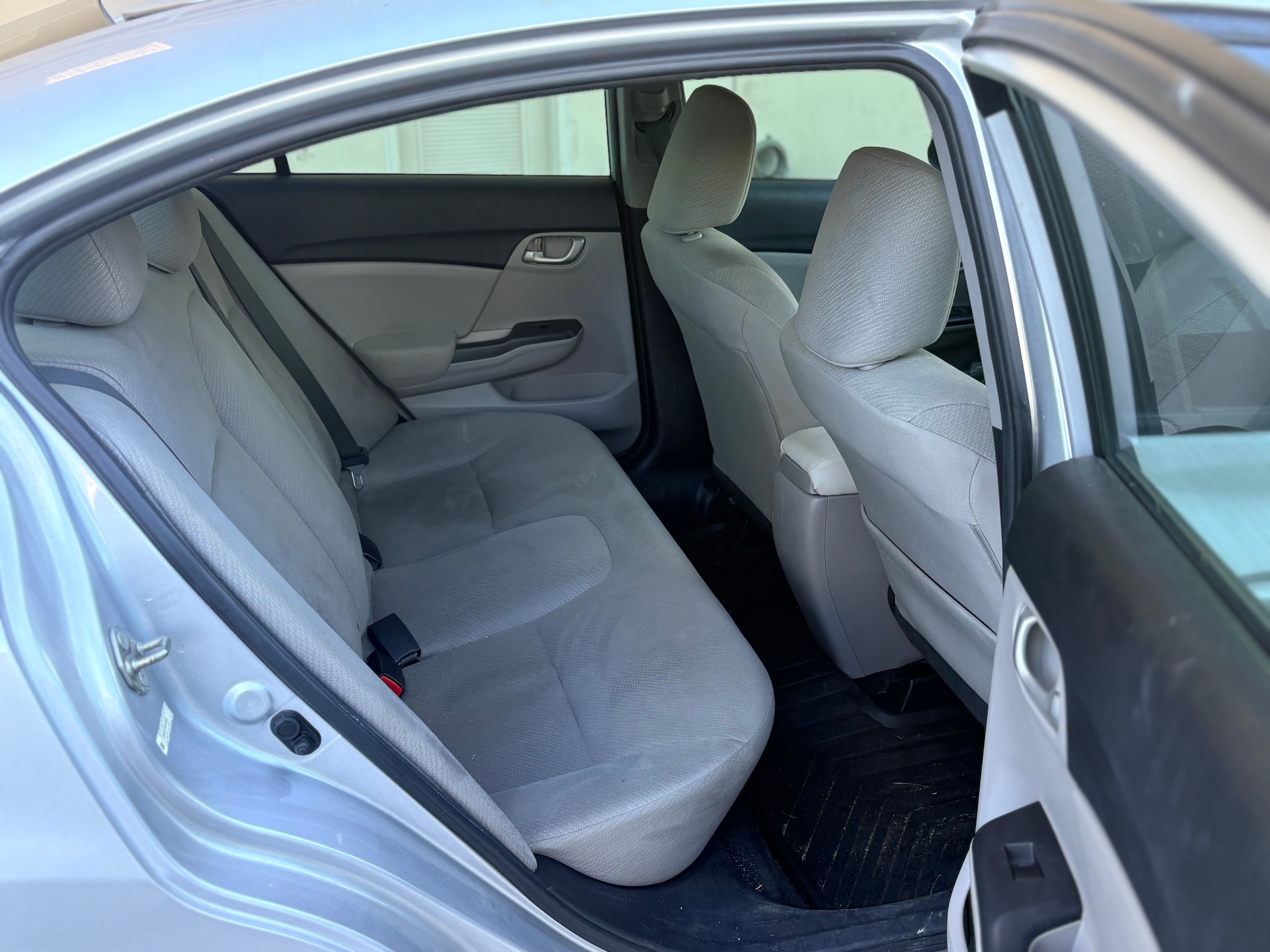 Used 2013 Honda Civic LX image 4