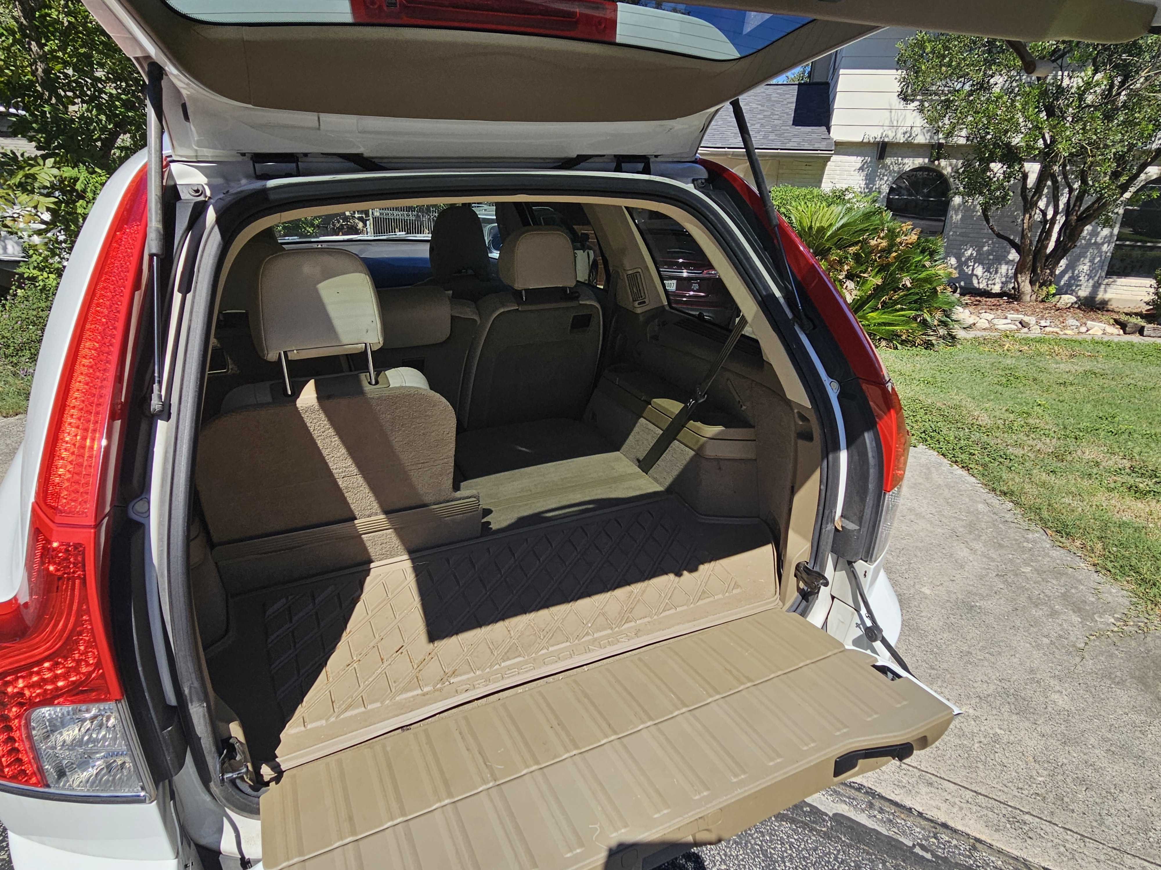 Used 2013 Volvo XC90 3.2 AWD/4WD image 10