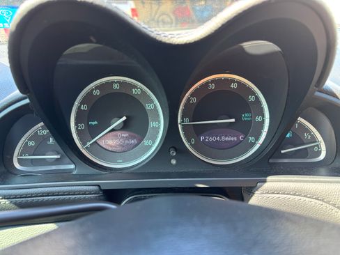 Used 2007 Mercedes-Benz SL 550 image 4