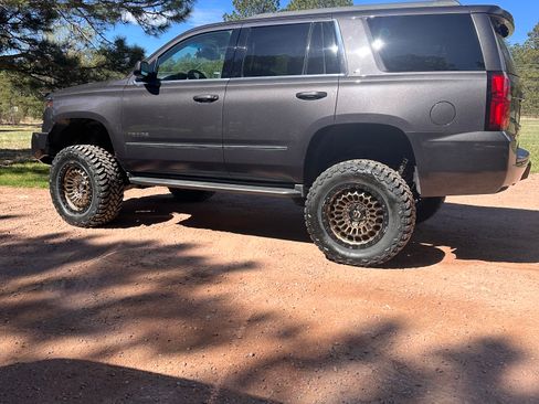Used 2015 Chevrolet Tahoe LT w/ Luxury Package image 8