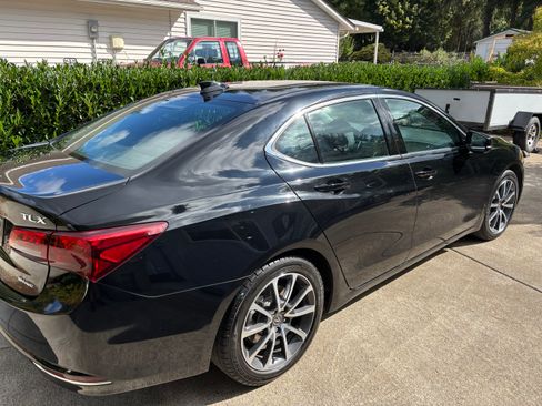Used 2016 Acura TLX w/ Technology Package AWD/4WD image 5