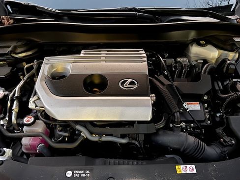 Used 2023 Lexus UX 250h AWD w/ Accessory Package (Z1) image 14