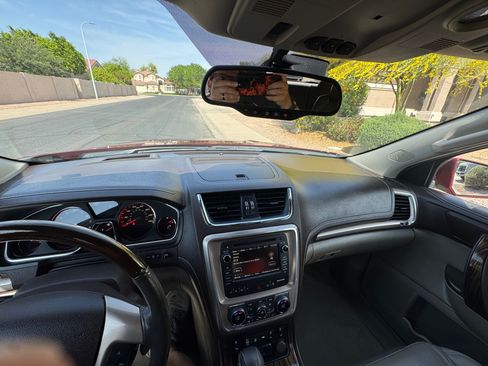 Used 2016 GMC Acadia Denali image 22