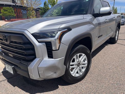 Used 2025 Toyota Tundra SR5 w/ Advanced Technology Package AWD/4WD image 11