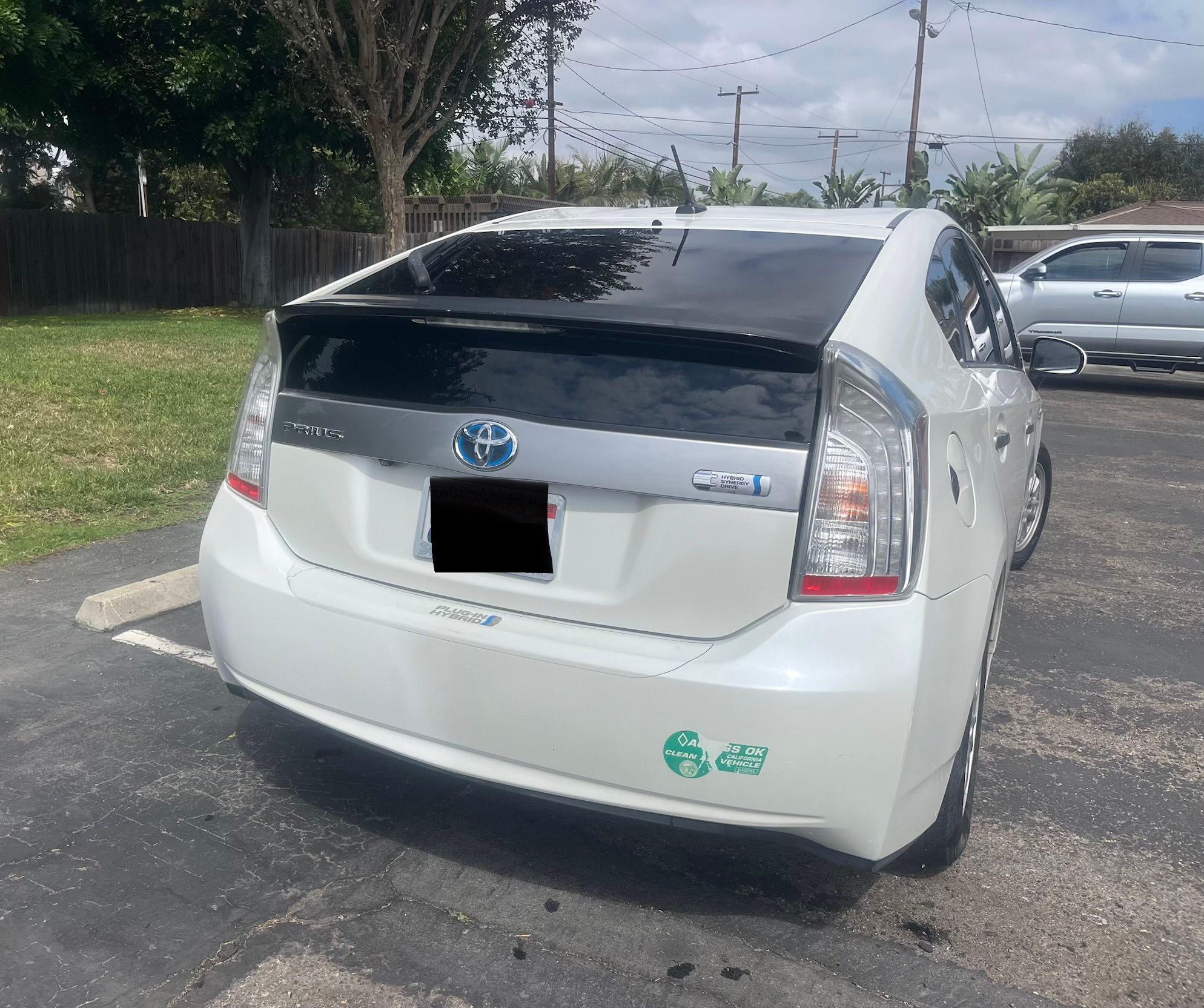 Used 2014 Toyota Prius Prime Plug-In Hybrid FWD image 9